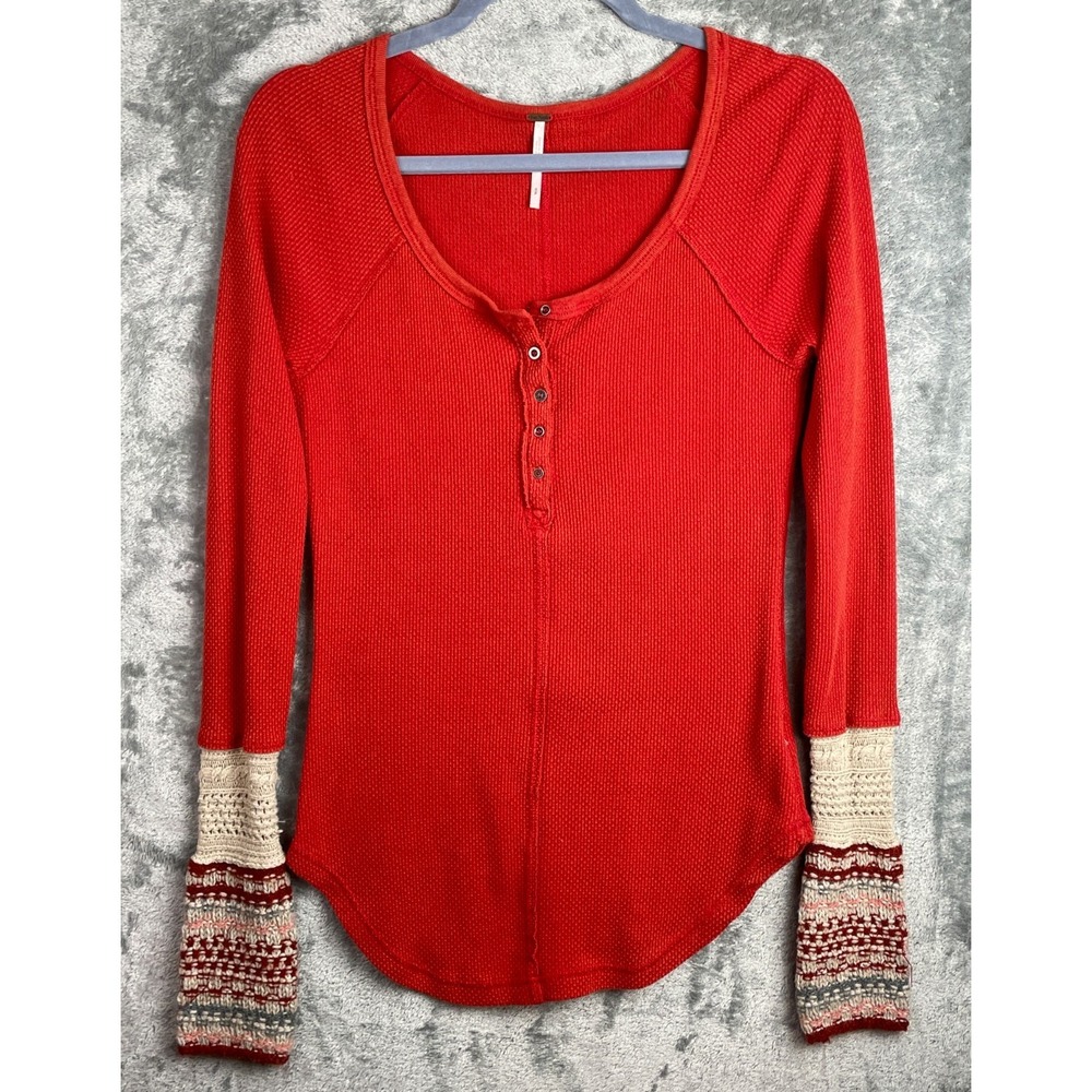 Free People Ski Lodge‎ Cuff Thermal Top Womens Small Red Waffle Knit Boho Shirt